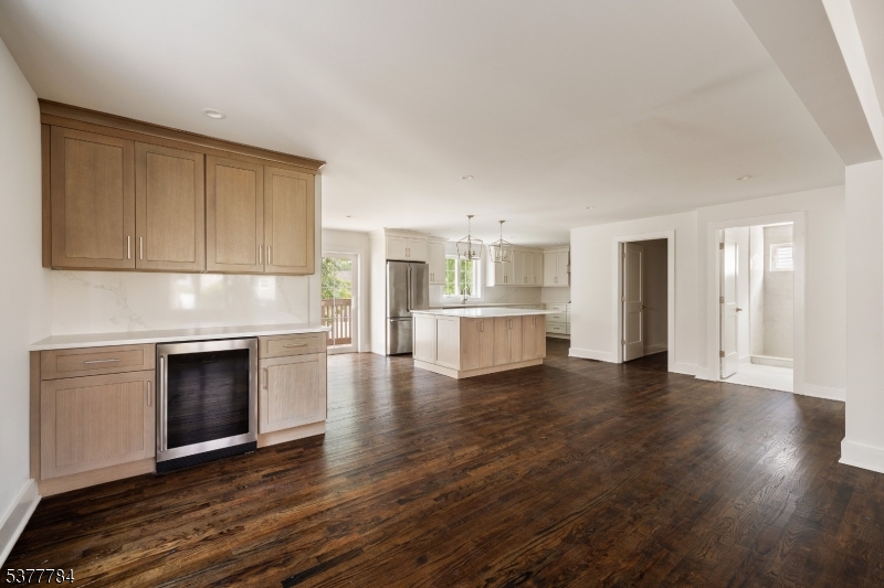 2314 Longfellow Ave