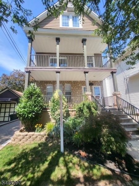 99 W 37Th St