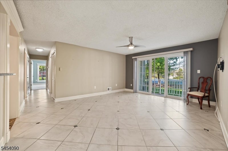 403 Reading Cir