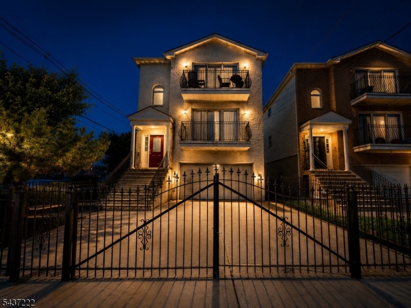 46 Goble St