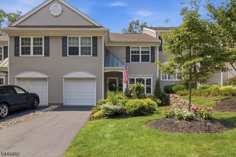 153 Rock Rd