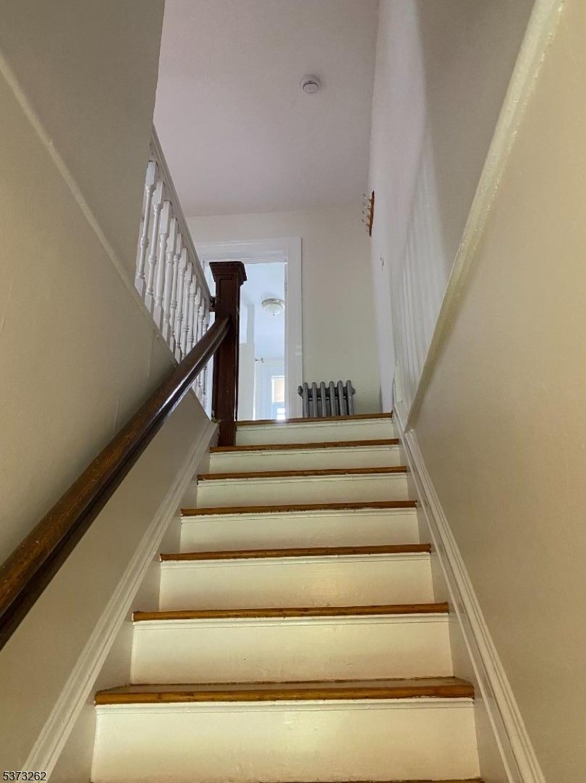 40 King St 2