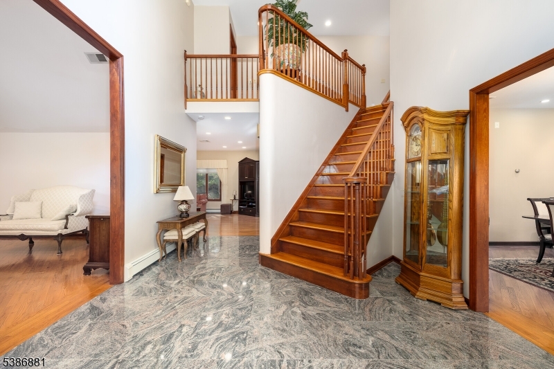 26-28 Green Valley Dr