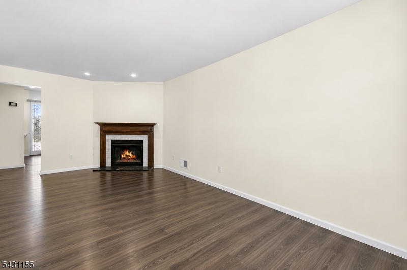 1168 LAKE AVENUE 6