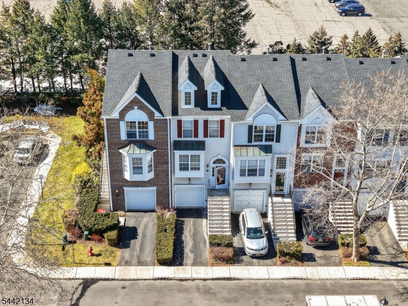 215 Barringer Dr 215