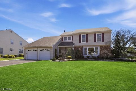 29 Alexandria Dr Manalapan Twp. NJ 07726