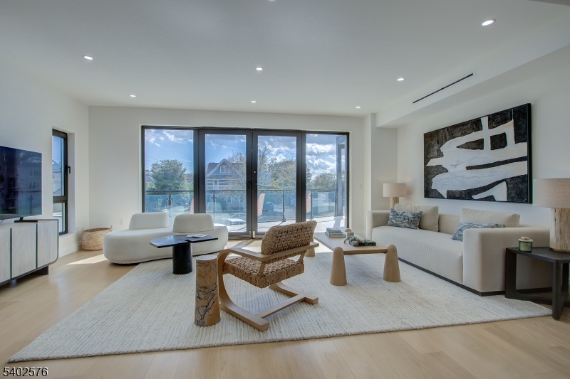 8 Seashore Drive