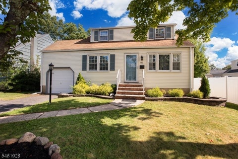 Photo for 102 Gold St