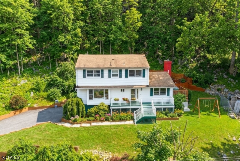 629 W Shore Trl