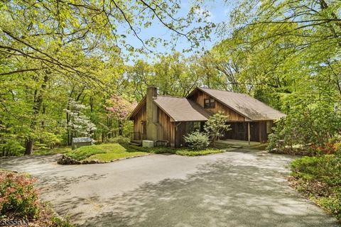 18 Woodland Rd Denville Twp. NJ 07834