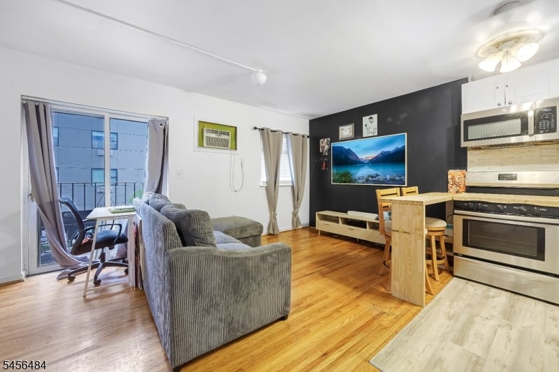 353 Marshall St 3A