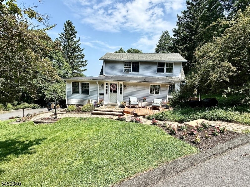305 Springbrook Trl