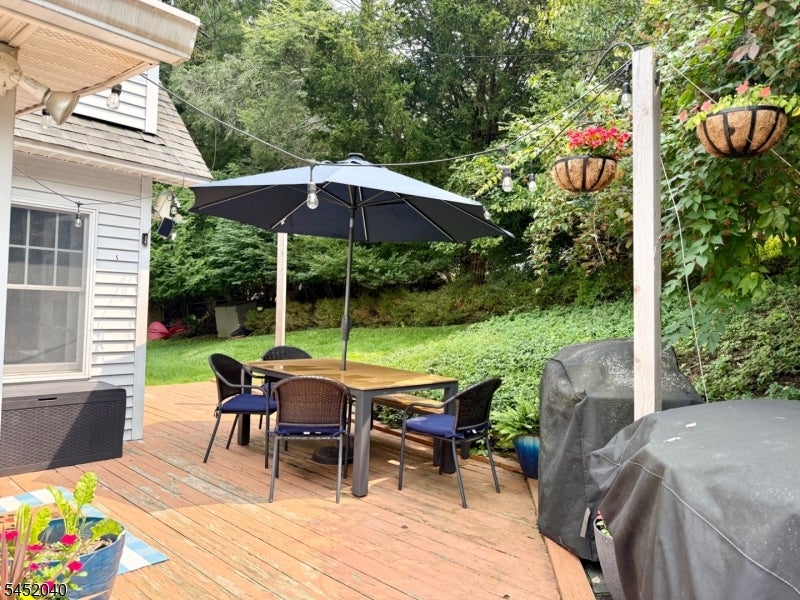 305 Springbrook Trl