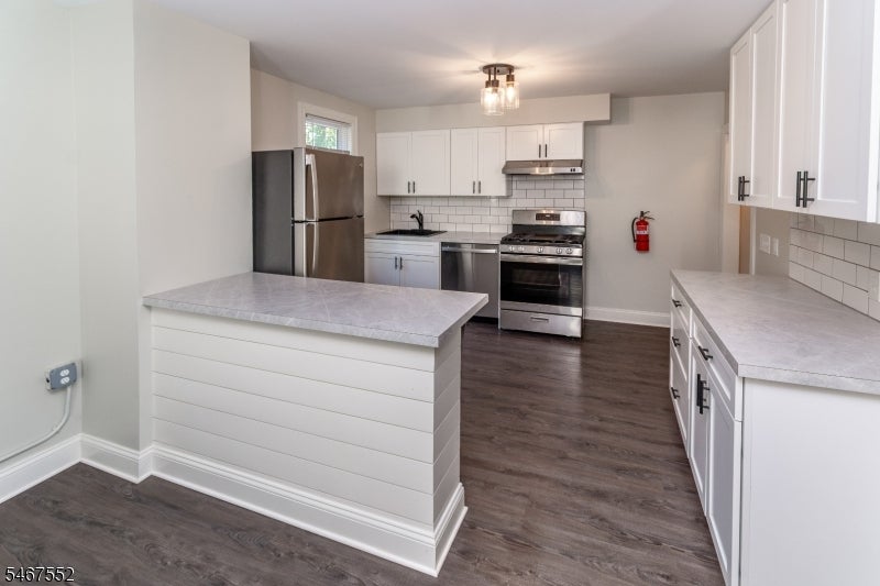 25 N Main St B