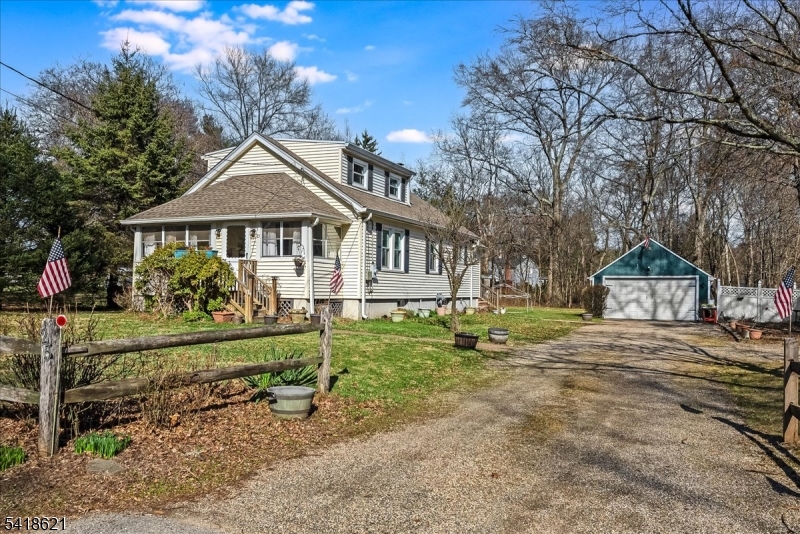 25 Millbrook Rd
