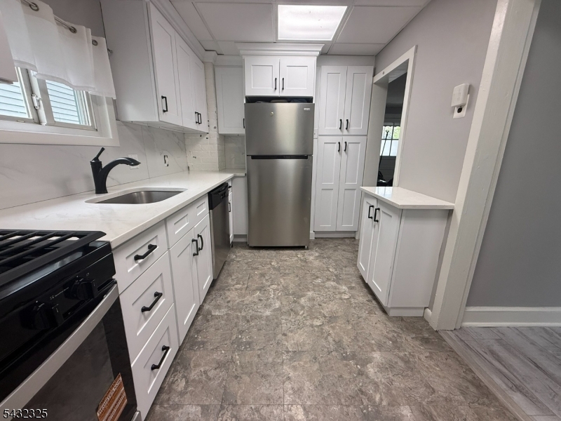 18 Fletcher Pl