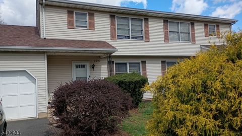 125 Alcorne St Franklin Twp. NJ 08873