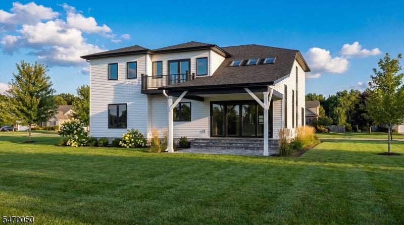 41 W Mcclellan Ave