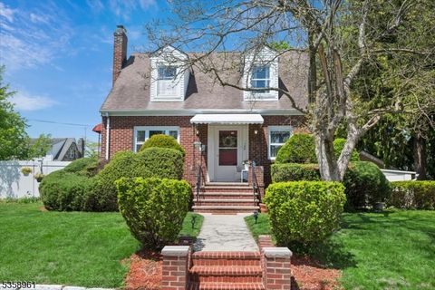 135 Poplar Ave Pompton Lakes Boro NJ 07442