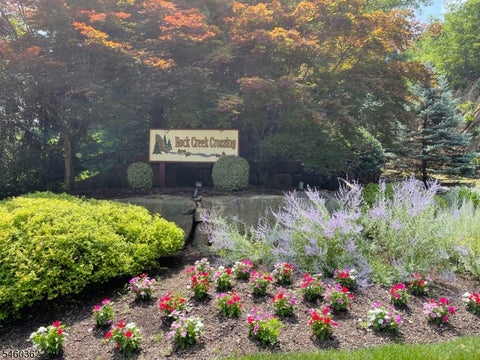 Photo for 48 Mountainview Ct 48