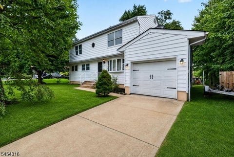Photo for 20 Thompson Ave