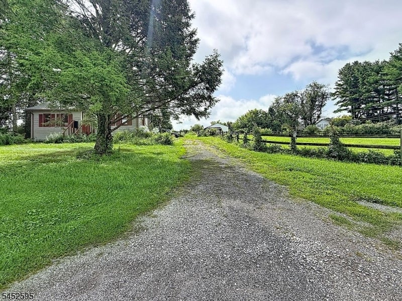 28 Wolfs Corner Road