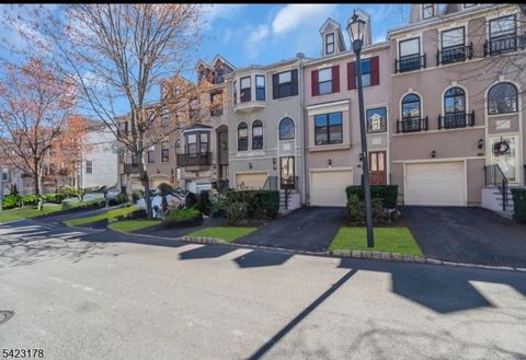 451 Hartford Dr Nutley Twp. NJ 07110