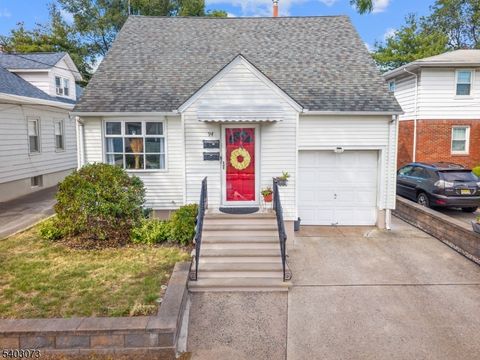 94 Trimble Ave Clifton City NJ 07011