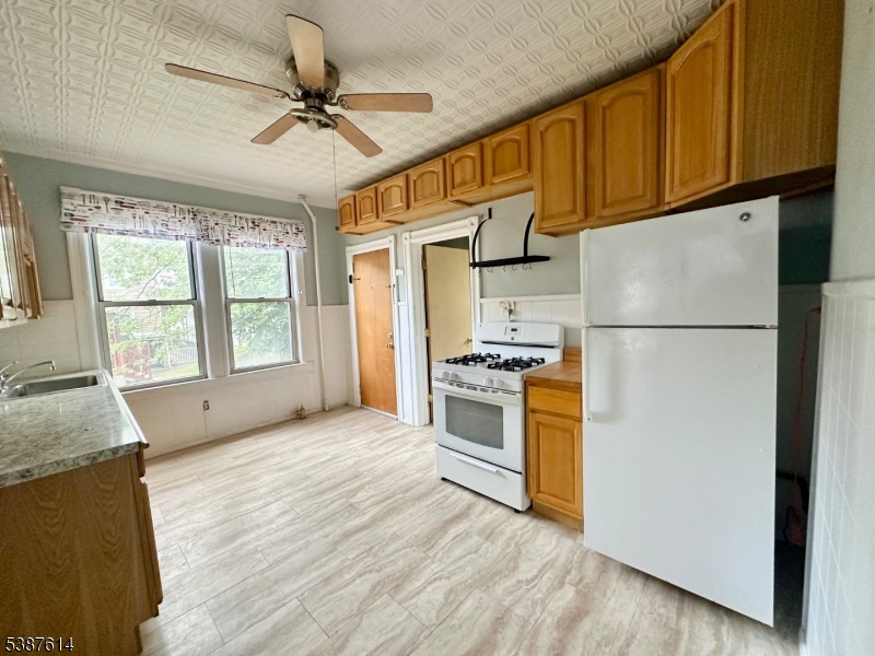 4A Swaine Pl
