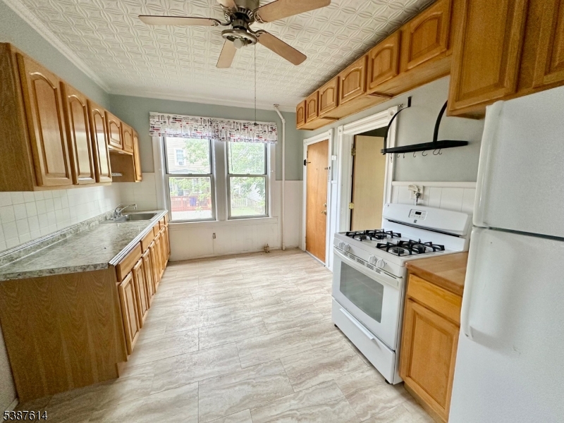 4A Swaine Pl