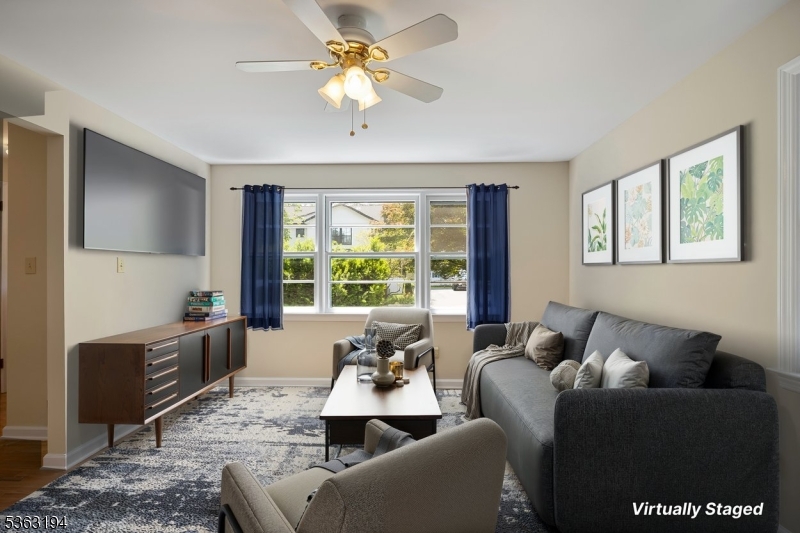 10 Lakeview Trl