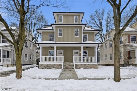 16 White Ter Newark City NJ 07108