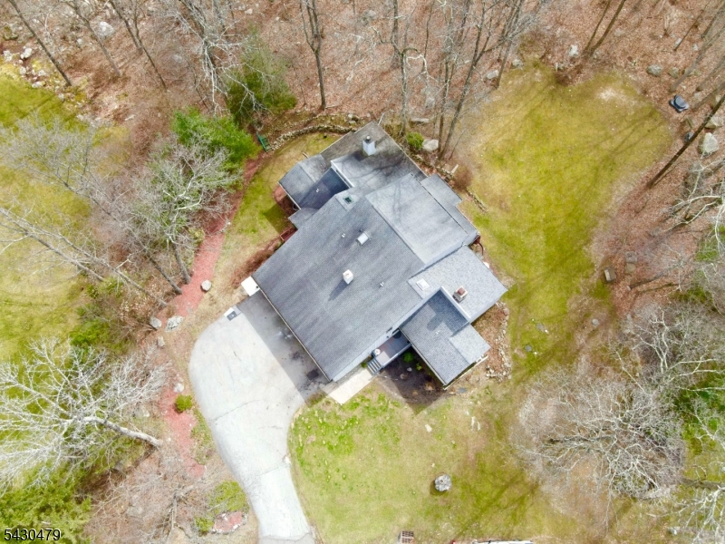 15 Christy Ln Left