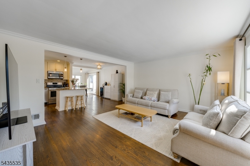 1341 Lincrest Ter