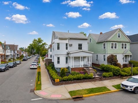 208 Greylock Pkwy Belleville Twp. NJ 07109