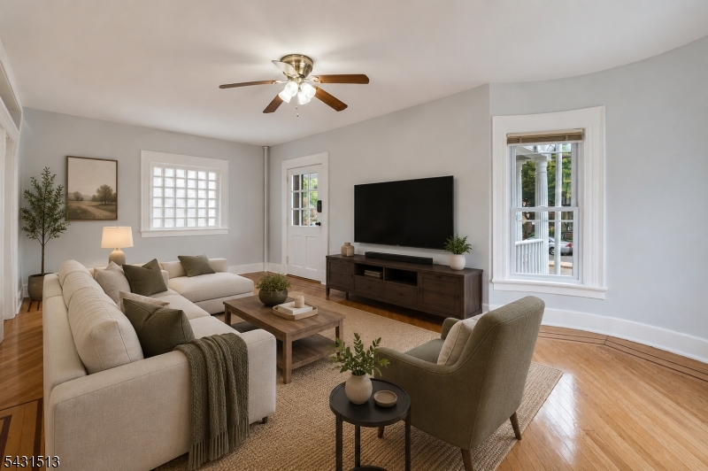 208 Greylock Pkwy