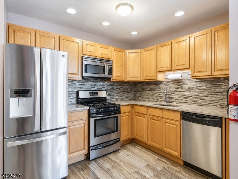 19 Market Street 401