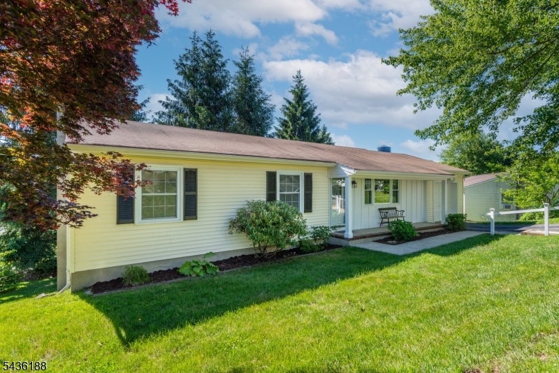 114 Mountain Rd