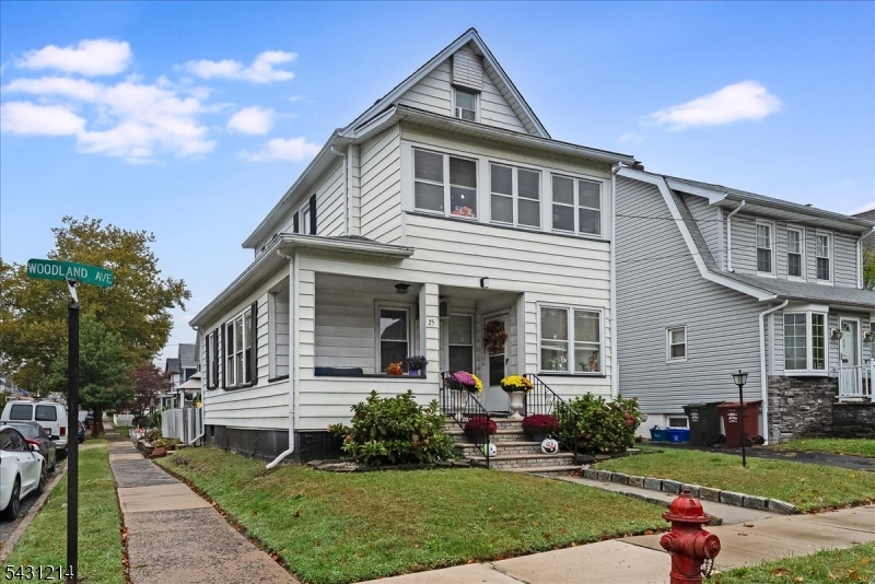 25 Woodland Ave