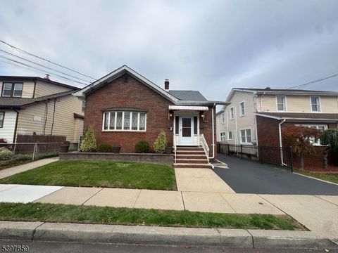 Photo of 124 Colfax Ave, Clifton, NJ 07013 (MLS # 4000459)