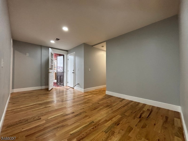 145 Elm St 3