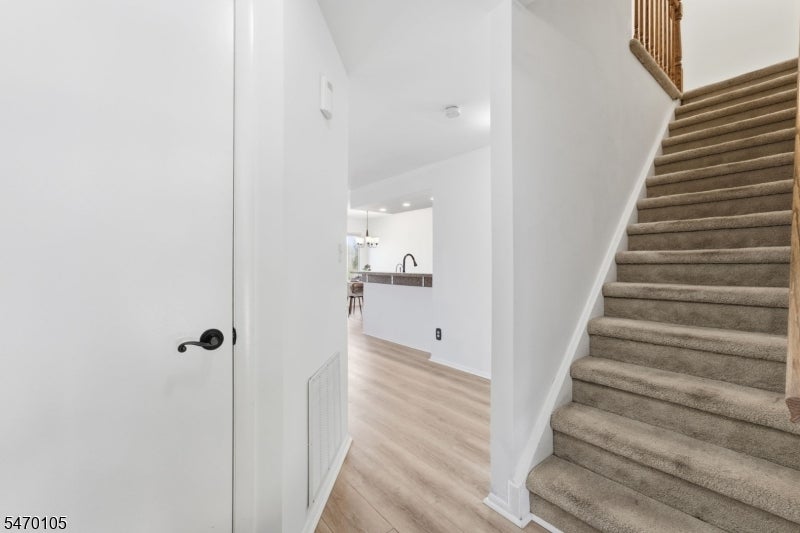 5 Sam Bonnell Dr