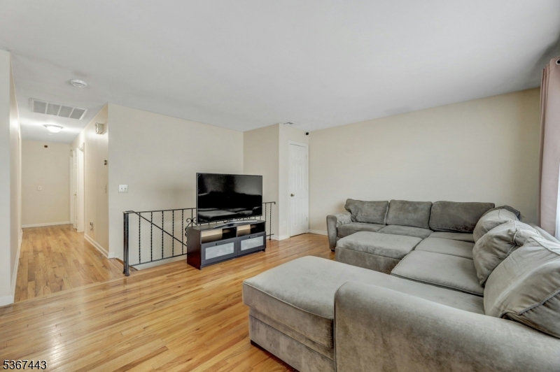 830 Pennsylvania Ave