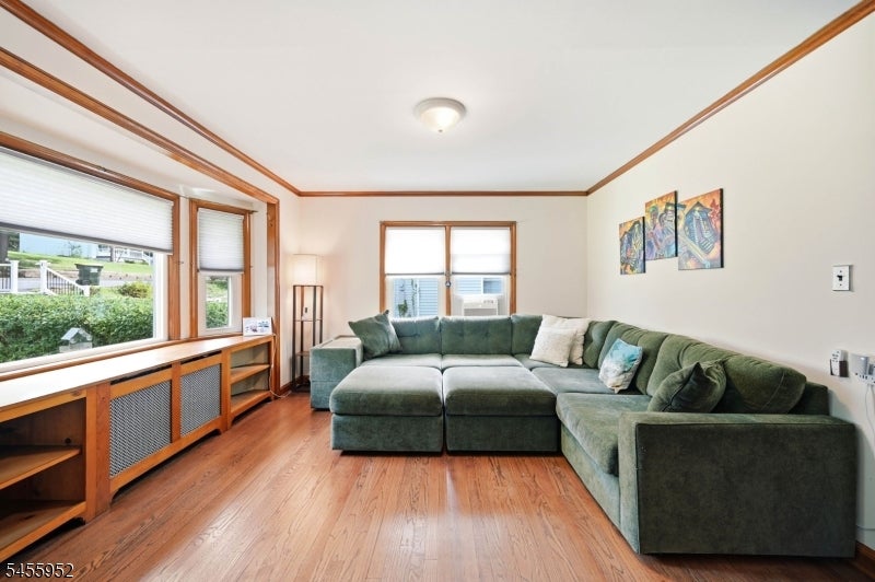 80 Reinman Rd