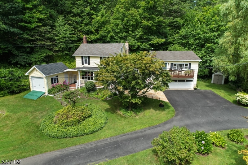 4 Mill Rd