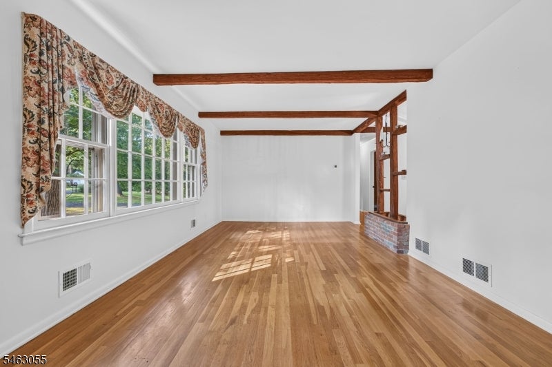 1003 Buxton Rd
