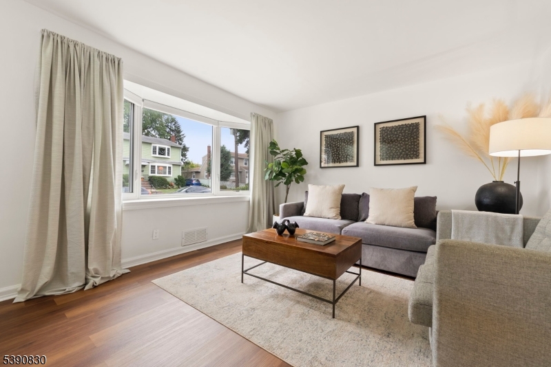 28 Ackerman St