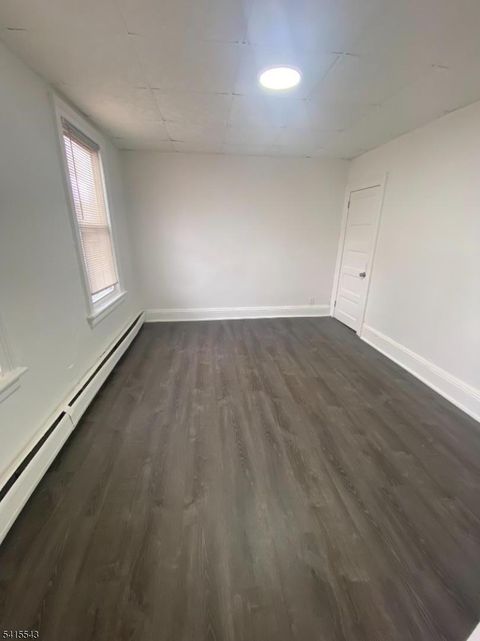 61 Highland St Paterson City NJ 07524