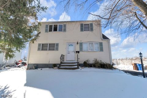 2604 Parkway Avenue Linden City NJ 07036