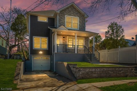 402 Riverview Ave North Arlington Boro NJ 07031